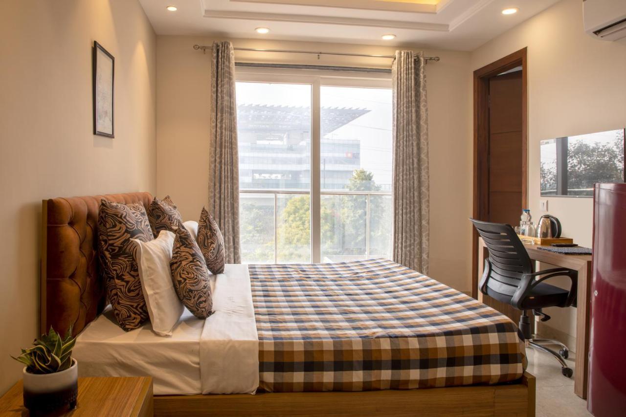 Perch Service Apartment-Mg Road Gurgaon Eksteriør billede