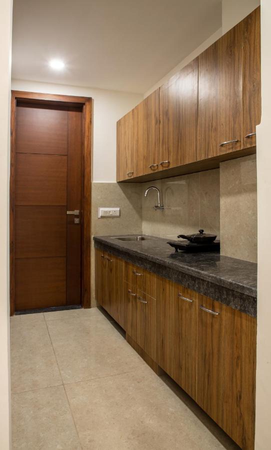 Perch Service Apartment-Mg Road Gurgaon Eksteriør billede