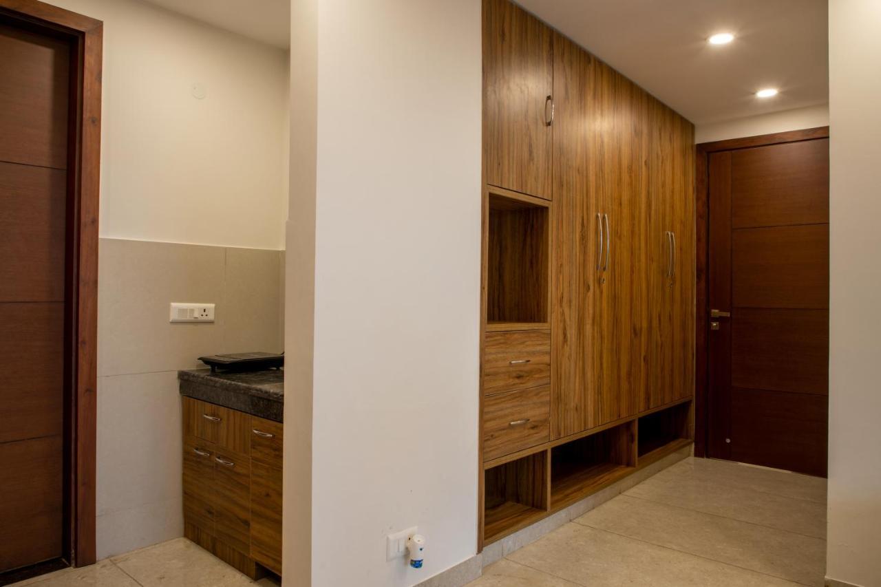 Perch Service Apartment-Mg Road Gurgaon Eksteriør billede